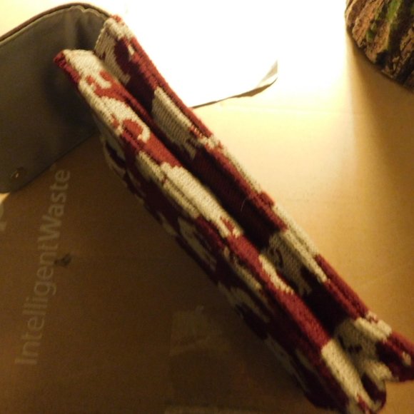 Thirty-one Crossbody Elephant Sunglasses, Phone, Wallet Safari Weave NWT - Picture 7 of 9